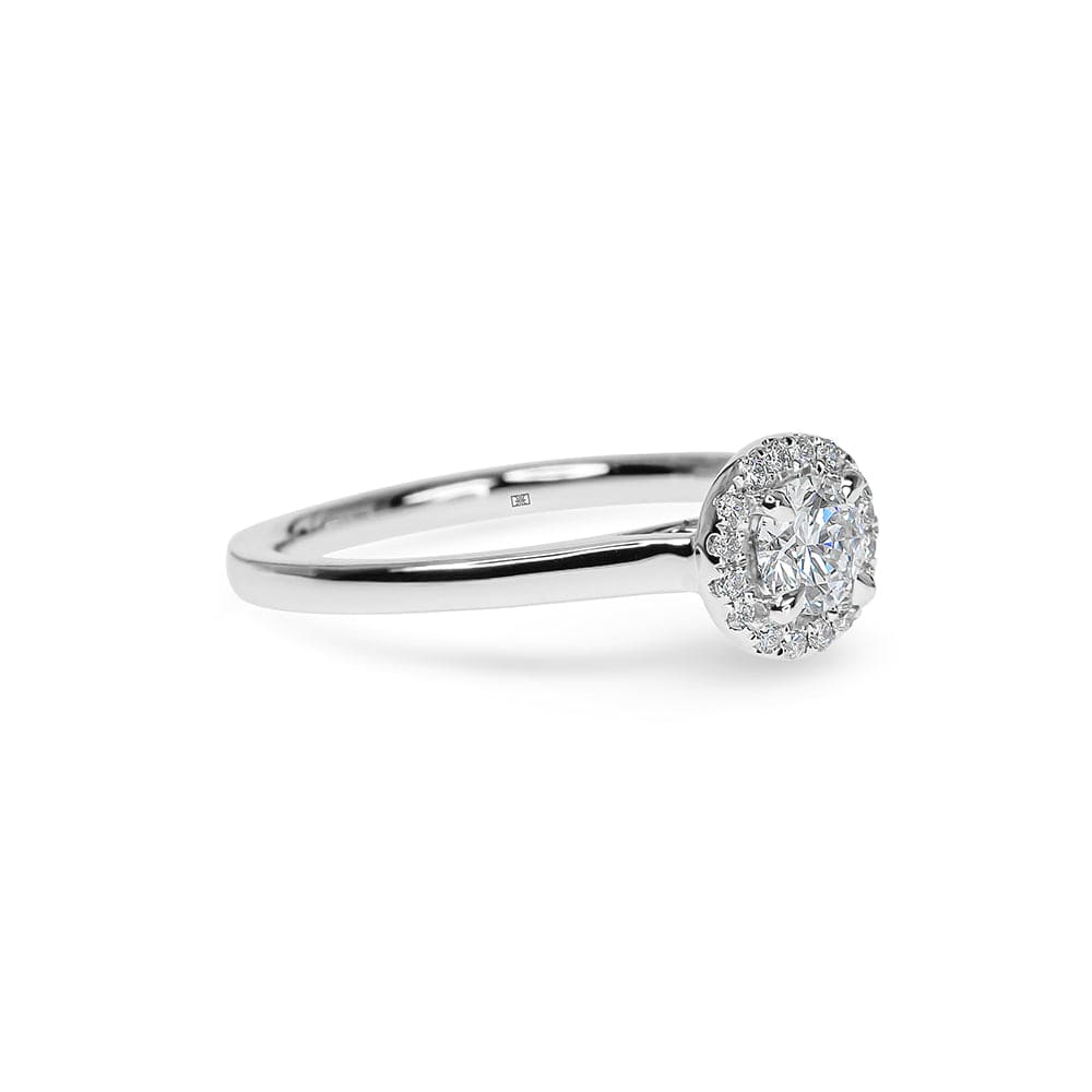 Catalina 圆形钻石光环订婚戒指